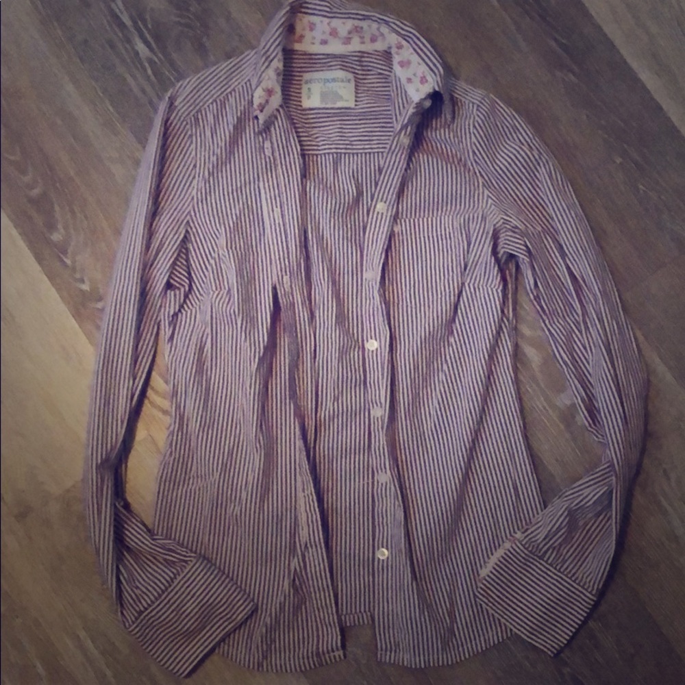 Aeropostale button up small stretch